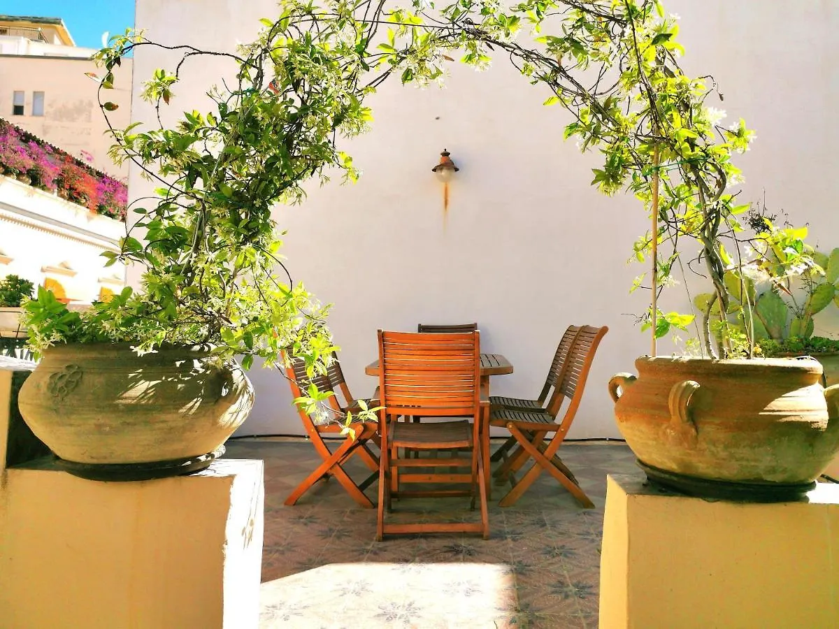 B&B Dimora La Commare Marsala 0*,