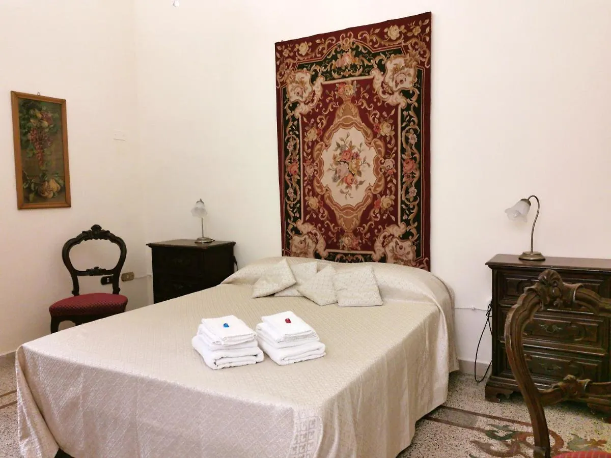 B&B Dimora La Commare Marsala Penzion