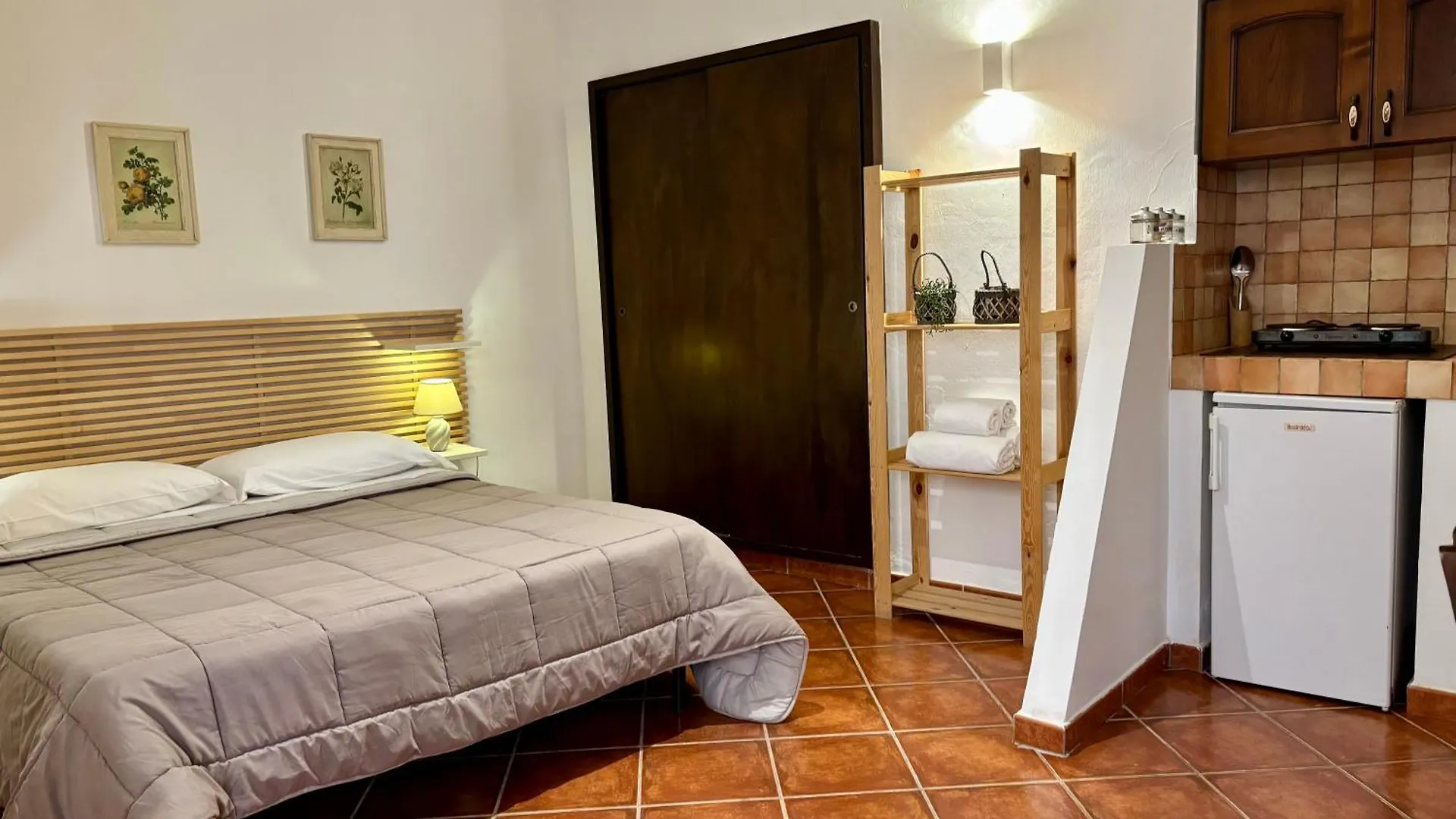 B&B Dimora La Commare Marsala Penzion